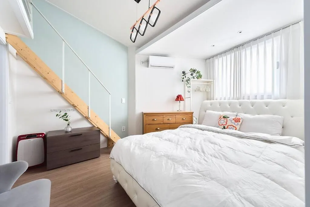 Holiday home Seochon Secret Cave House Villa Seoul